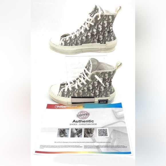 Christian Dior Authentic B23 High Top Oblique White Athletic Shoe - Picture 1 of 10